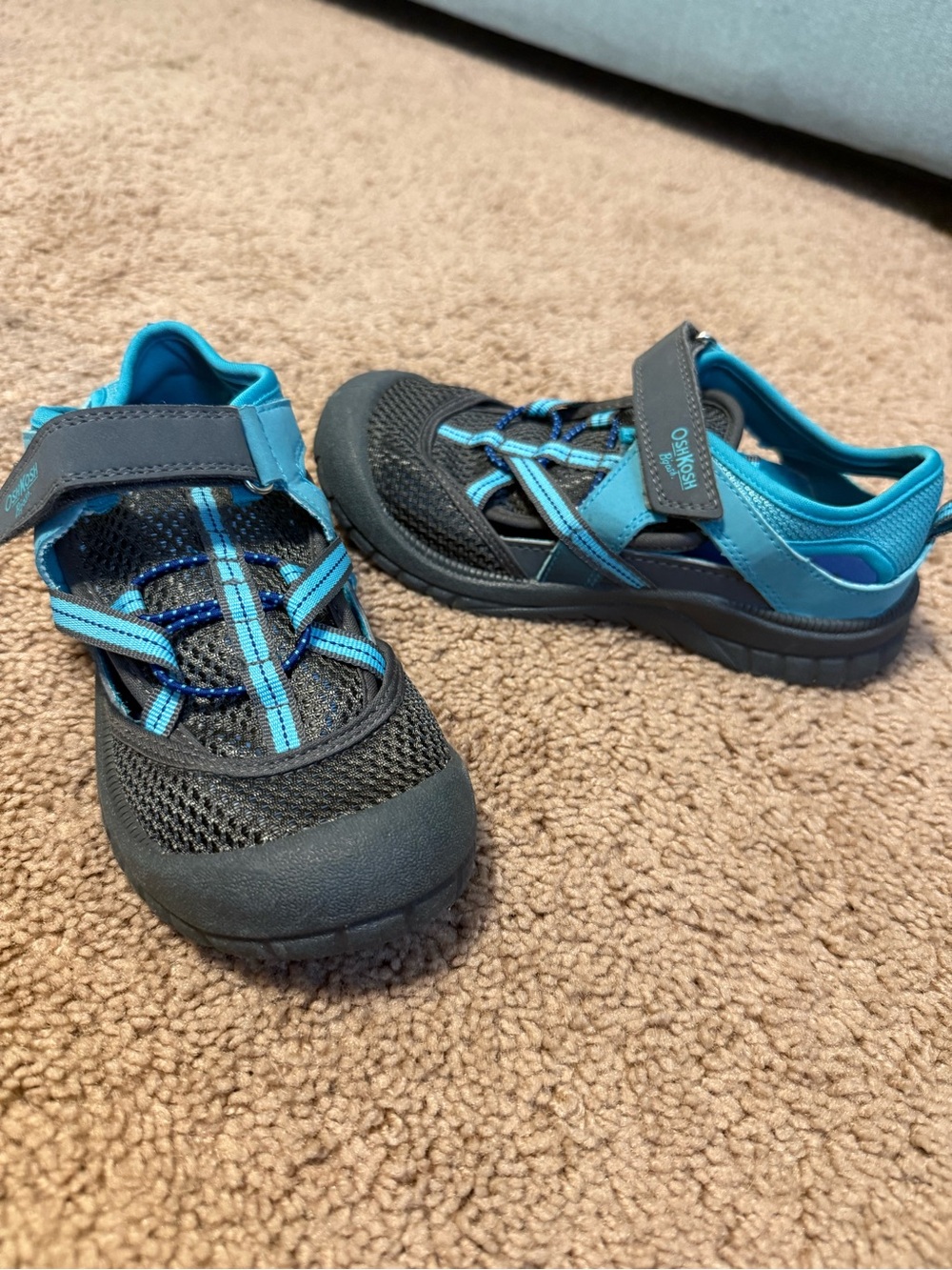 OshKosh B'gosh Black and Teal Kids Closed-Toe Water Shoes